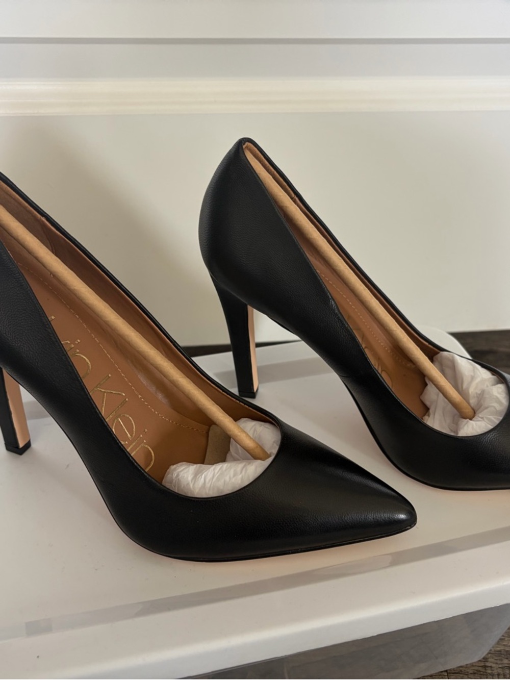 Calvin Klein Women's Black Pointed-Toe Pumps Brady 7 4.25" - Picture 4 of 6